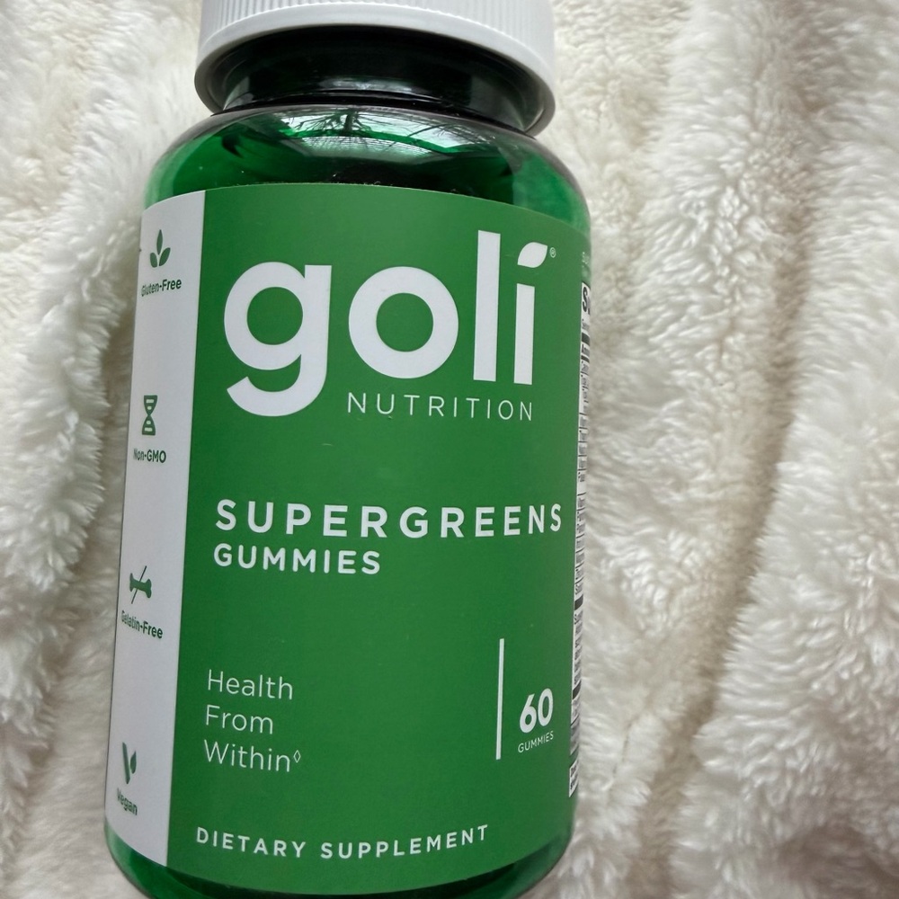 Goli Supergreens Gummies, Brand New